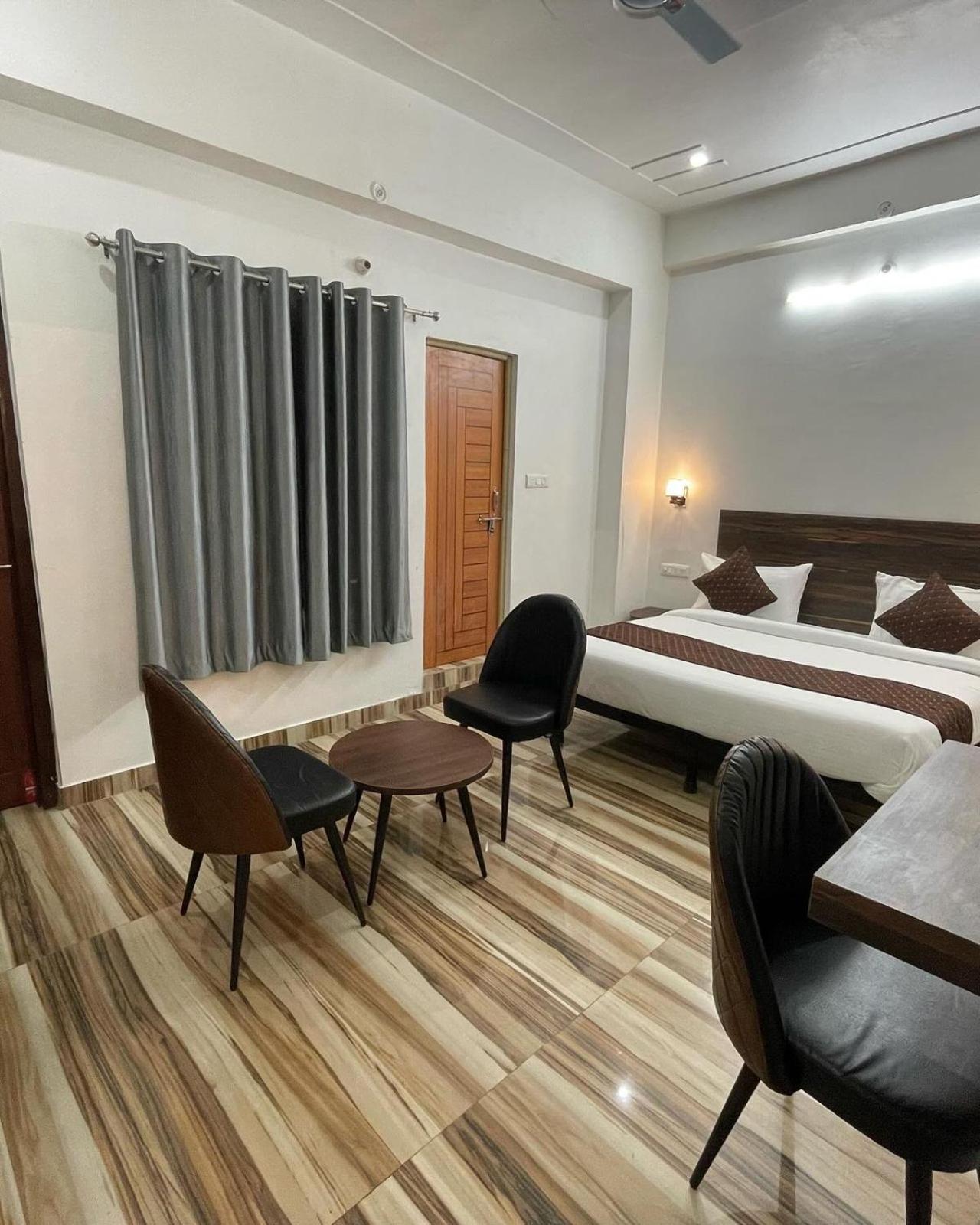 Hotel Sangam View Allāhābād Junction Zewnętrze zdjęcie